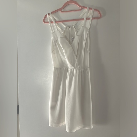 White faux wrap dress - Picture 1 of 4
